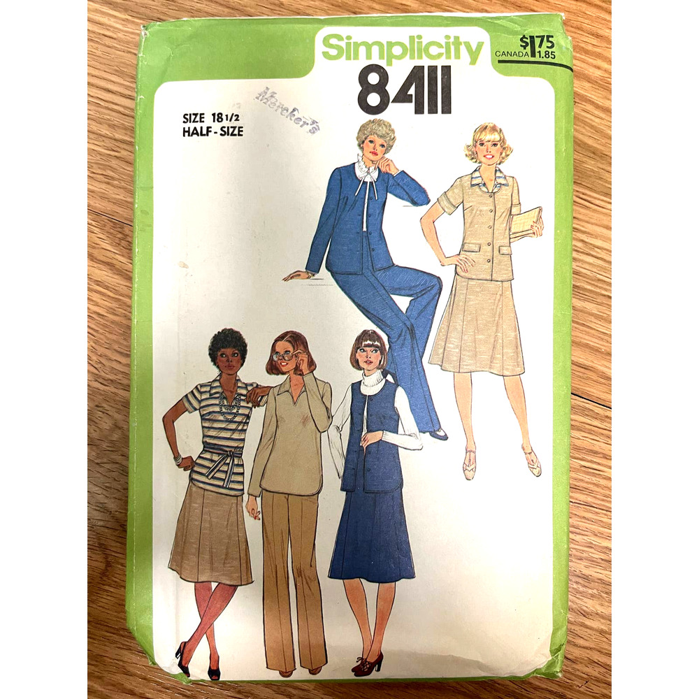 UNCUT Vintage 1970s Simplicity 8411 Sewing Pattern Size XL Wardrobe 8 Pieces